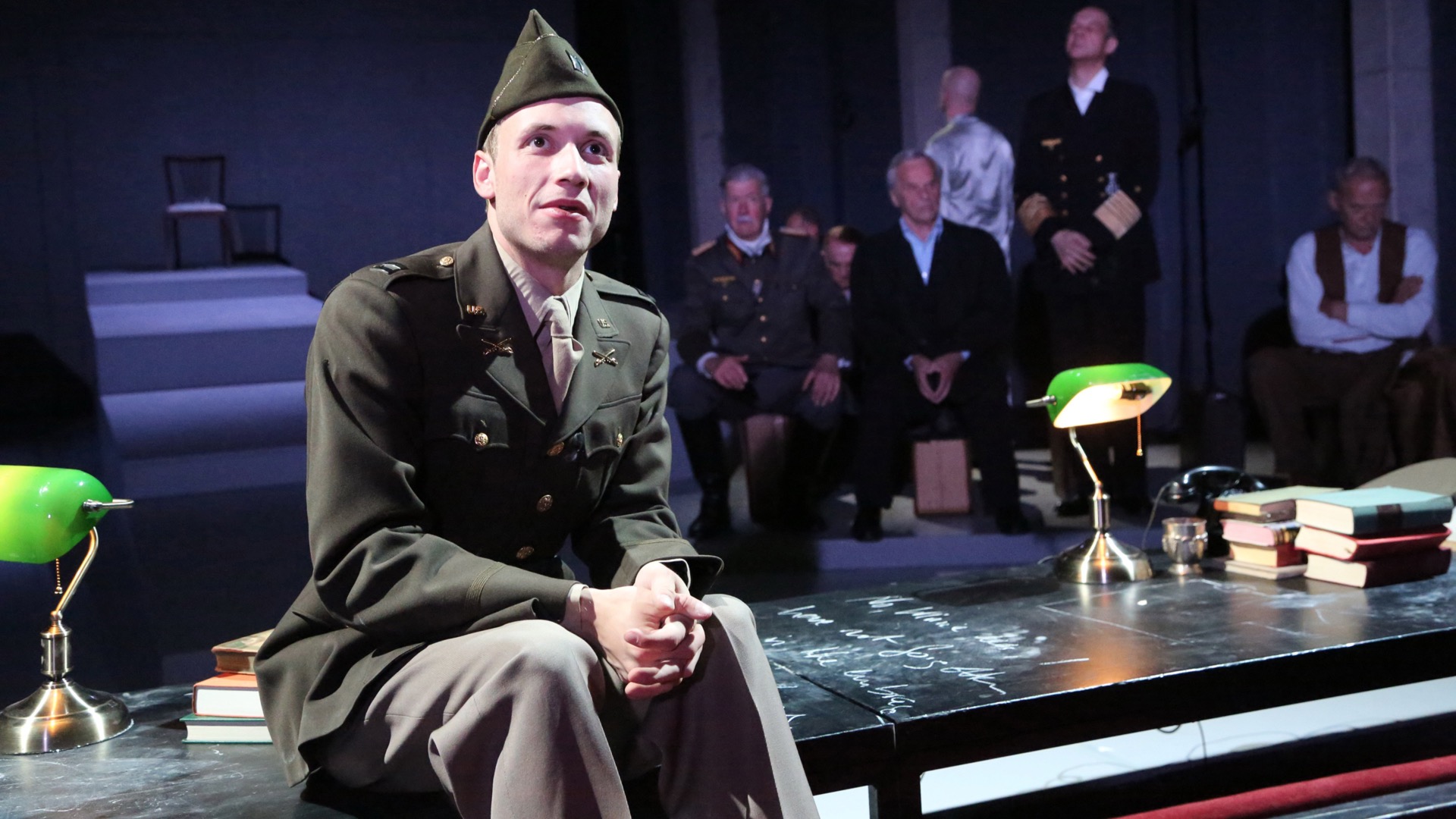 FM16834_Ashcan02_16x9