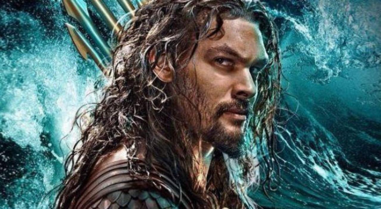 jason-momoa-aquaman-skateboards-1101779-1280x0