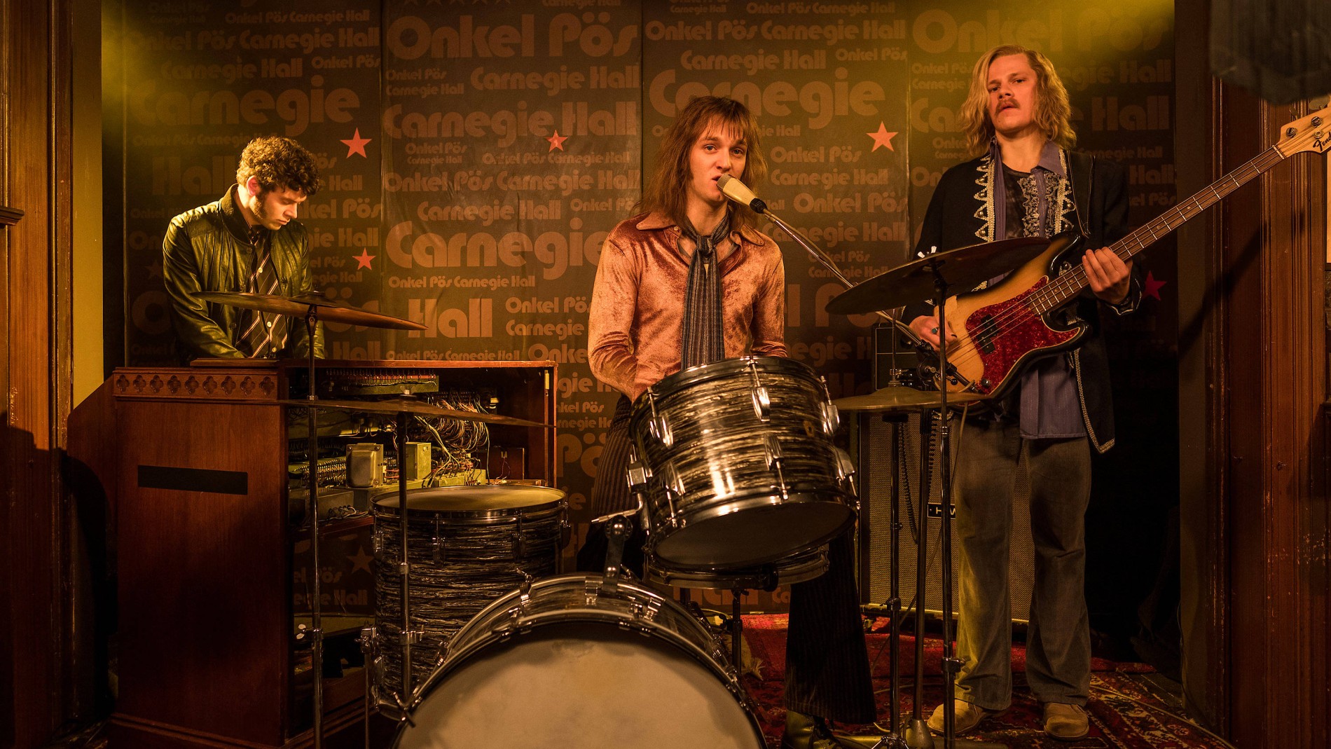 zaertlich-fiktionalisiert-mach