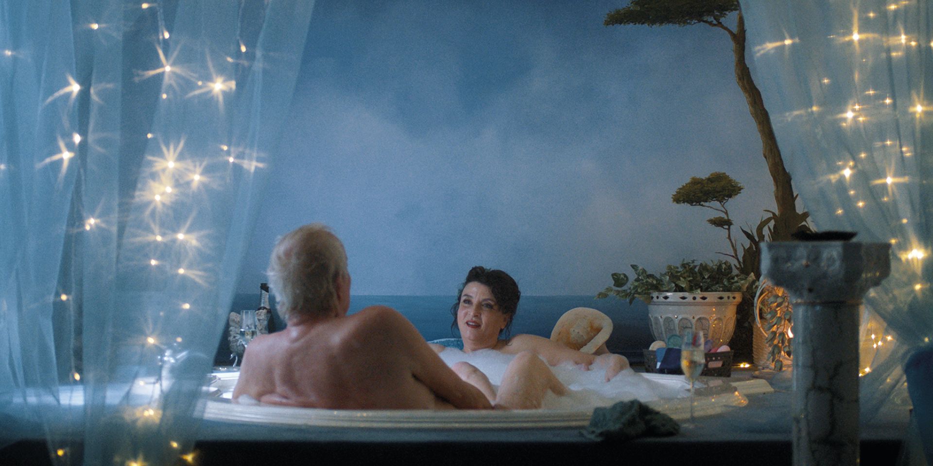 5e42928f9978e22123cc2443