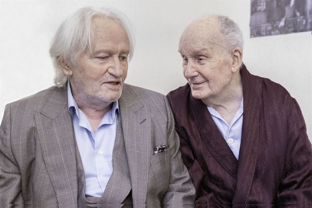 3735742.jpg-r_1280_720-f_jpg-q_x-xxyxx