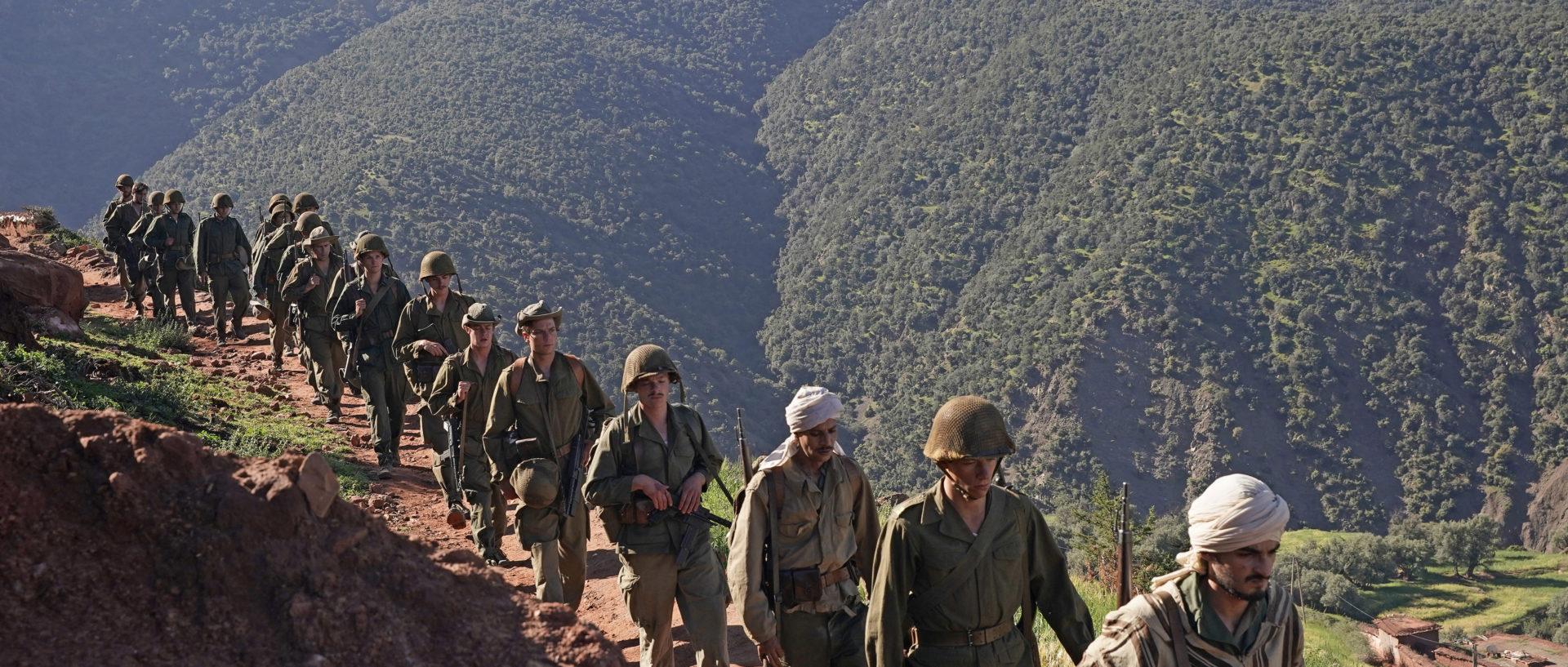 DES-HOMMES-Photo-5-©-Synecdoche-Artemis-Productions-Photographe-David-Koskas-1920x817