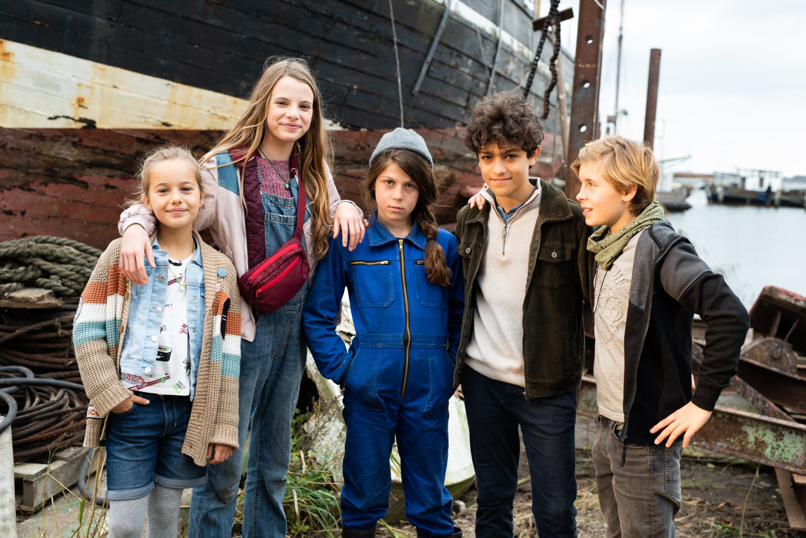 Film-2-Gruppenfoto-mit-allen-scaled