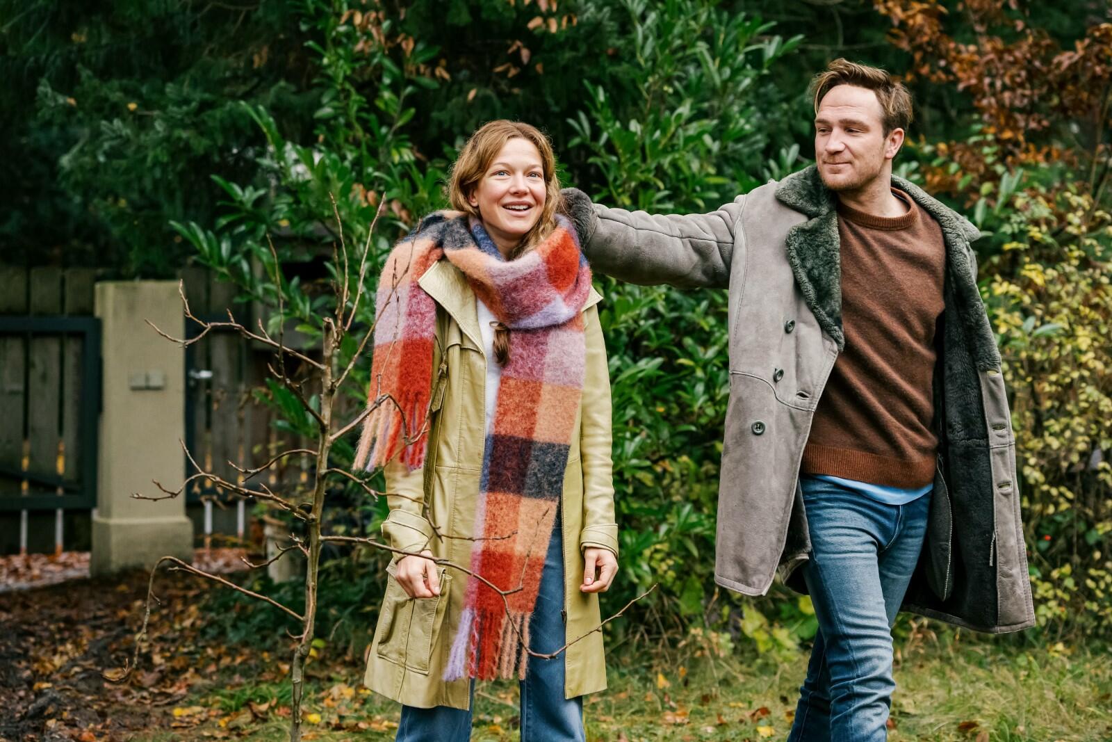 0023669.jpg-r_1920_1080-f_jpg-q_x-xxyxx