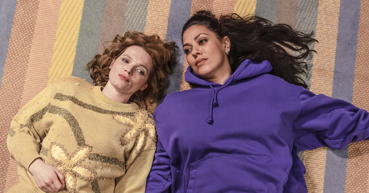 einfach-mal-was-schnes-2022-film-rcm1200x627u