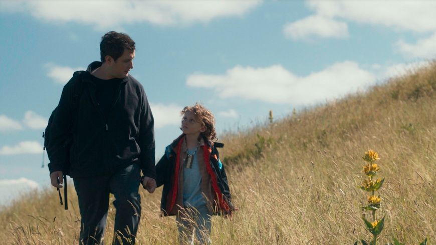 870x489_sc_le-roman-de-jim-c-guy-ferrandis-sbs-productions-1